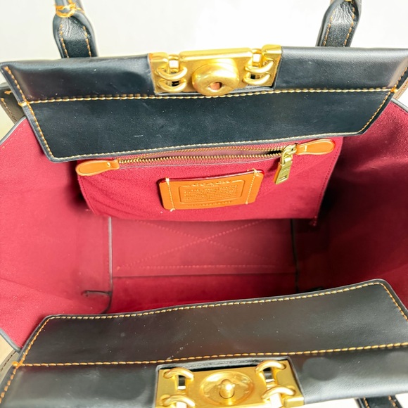 Coach Signature Canvas and Leather Tote - Magnetic Closure - Picture 15 of 16